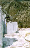 wpe7A.jpg (32885 byte)